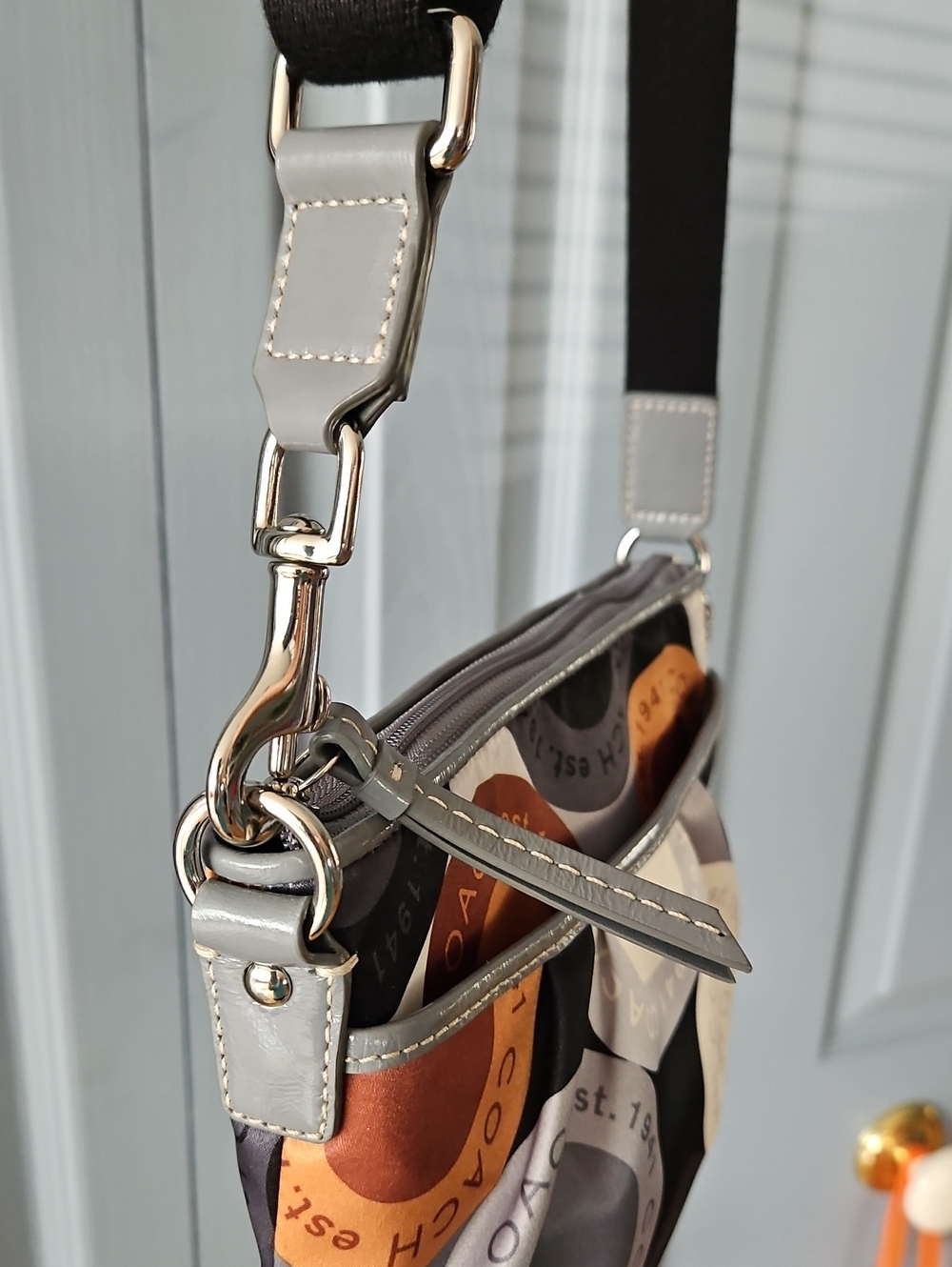 🧡 BIG SALE Coach "Est. 1941" Signature Circular Logo Crossbody Never Used - Picture 6 of 16